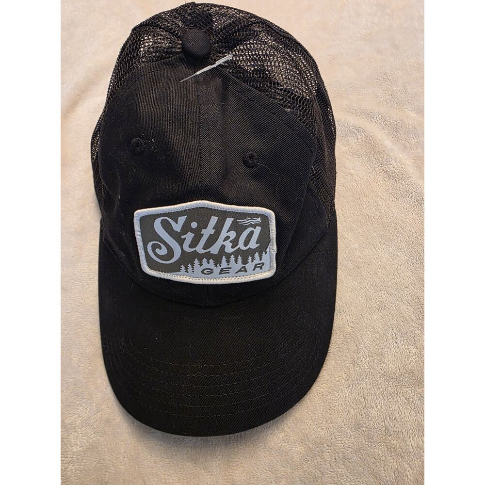 black Sitka Gear Ridgeline Lo Pro Trucker Snapback hat